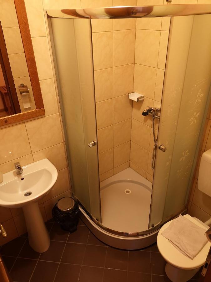 Rakoczi Center Bed and Breakfast Odorheiu Secuiesc Buitenkant foto